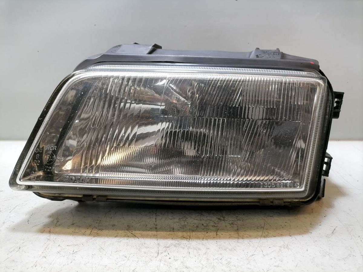 Audi A4 B5 original Scheinwerfer vorn links Halogen mit integrierten Nebelscheinwerfer Bj.1997